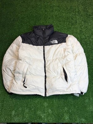 The North Face 1996 Retro Nuptse Jacket - Men's. White , XLarge /60664/