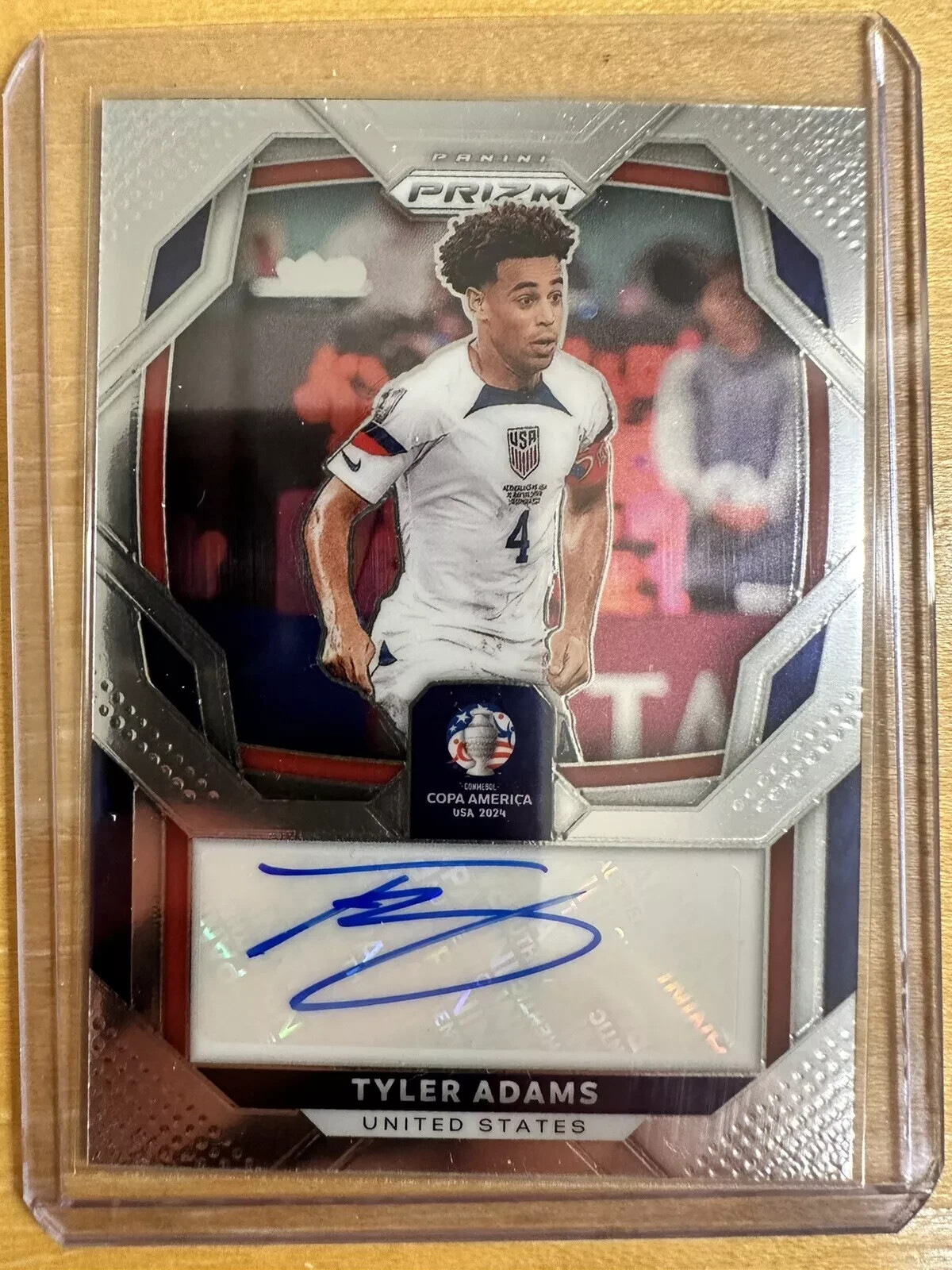 Tyler Adams USA SIGNATURES Auto AUTOGRAPH 2024 Panini Copa America Prizm