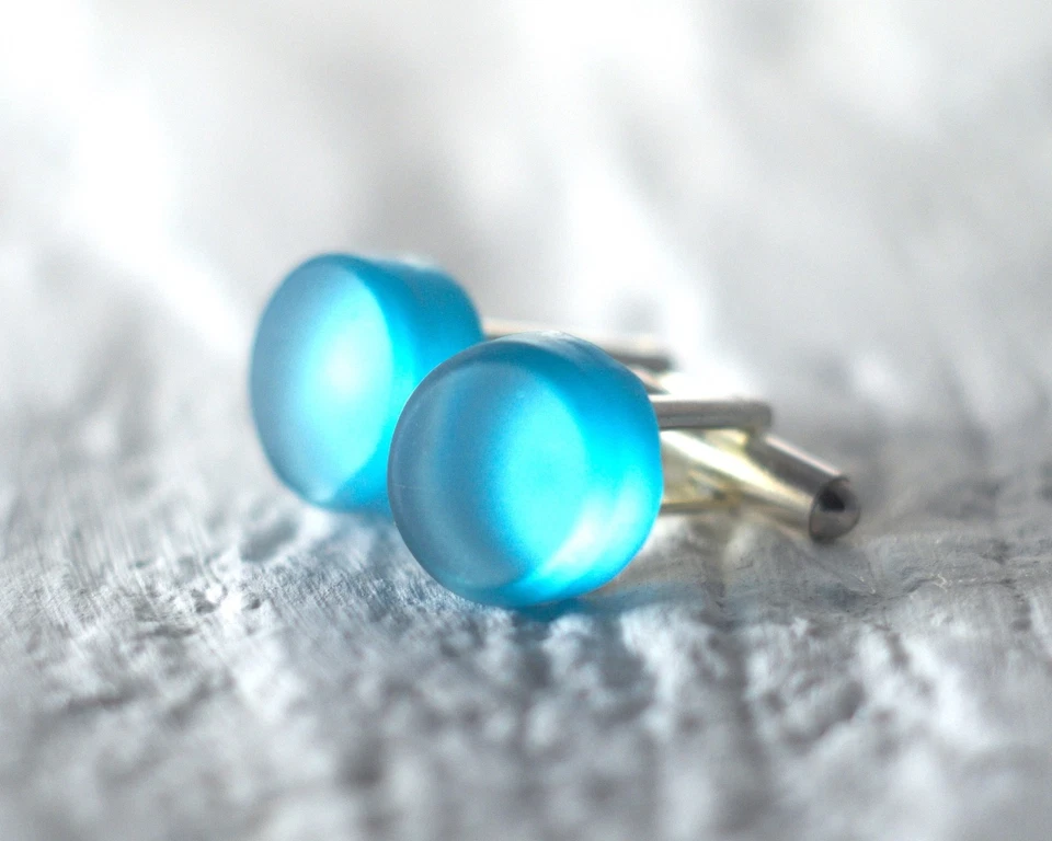 Gemelos de ginebra de botella de zafiro Bombay reciclado - vidrio azul reciclado Foto 4 de 4