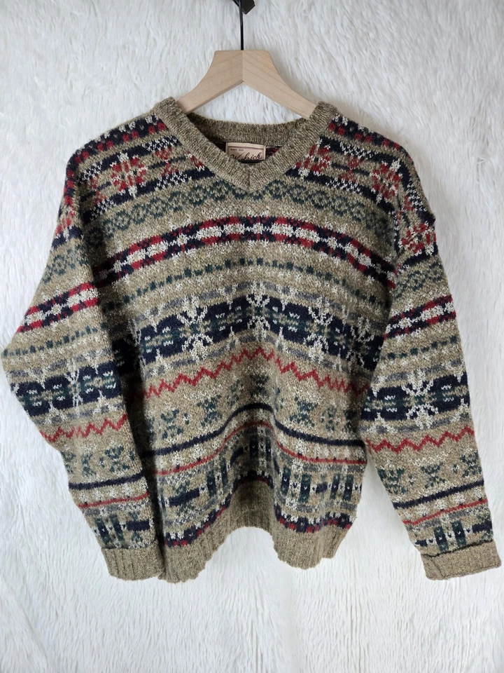 Woolrich Sweater Womens Medium Wool Blend Made in USA Native Pattern VINTAGE - Image 2 of 4
