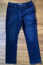   New without tags -Levi's Jeans - Woman's Size 12 Straight Leg W31-L30