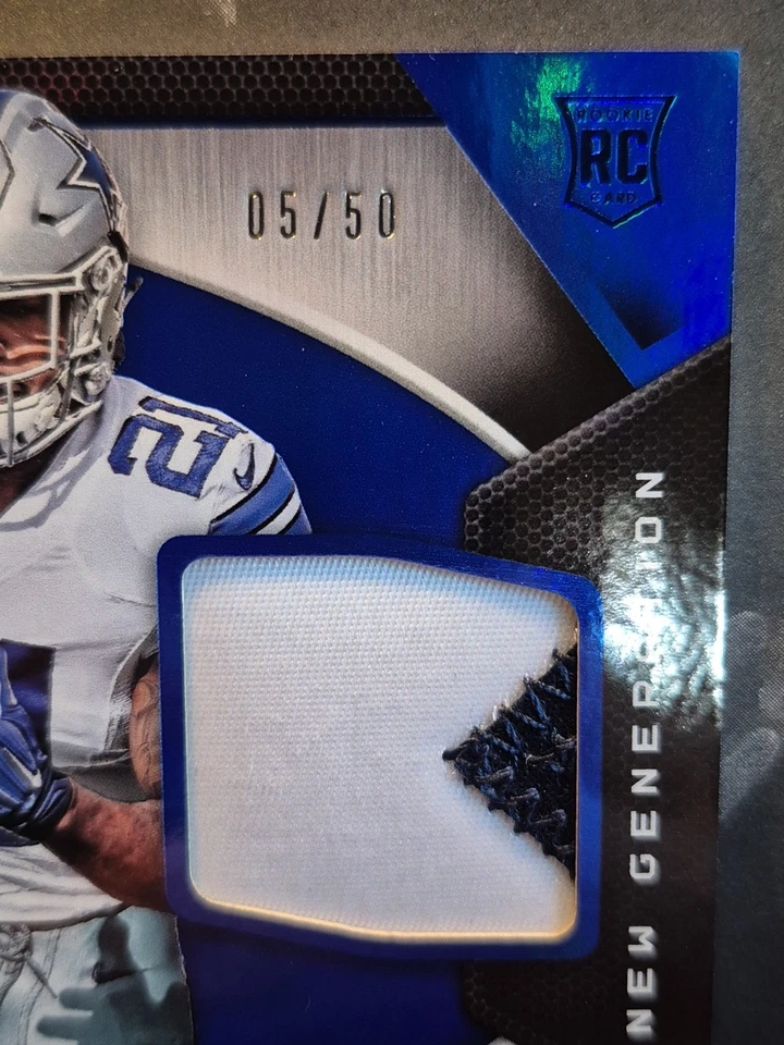 2016 Panini Certified Ezekiel Elliott New Generation Jerseys Blue /50 - Image 2 of 3