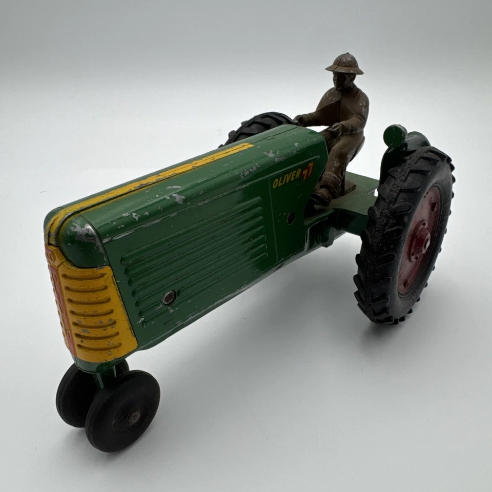 Oliver 77 Toy Tractor with Driver Vintage Green Red Wheels Narrow Front - Image 2 of 4