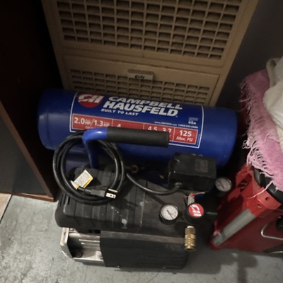 #ad Campbell Hausfeld 2.0 HP 4 Gallon Portable Air Compressor 125 PSI $100.00