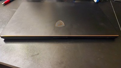 MSI GS75 Stealth 8SF 17.3'' FHD IPS 144hz i7-8750H 32GB 512GB SSD RTX 2070 Max-Q
