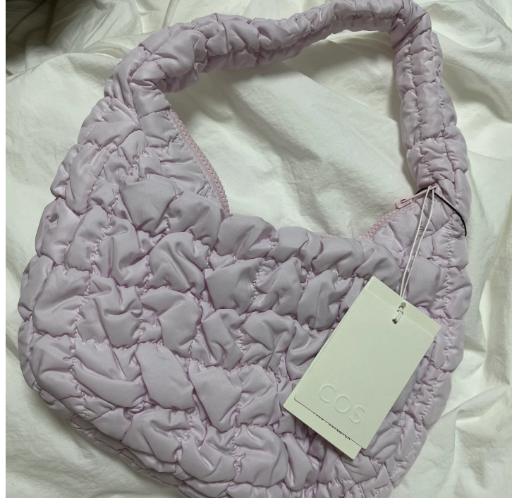 【COS】 Quilted Mini Bag : Pink COS Quilted Mini Bag Light Pink 0973537006 / 100% Authentic
