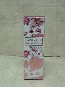 winky lux white tea tinted moisturizer