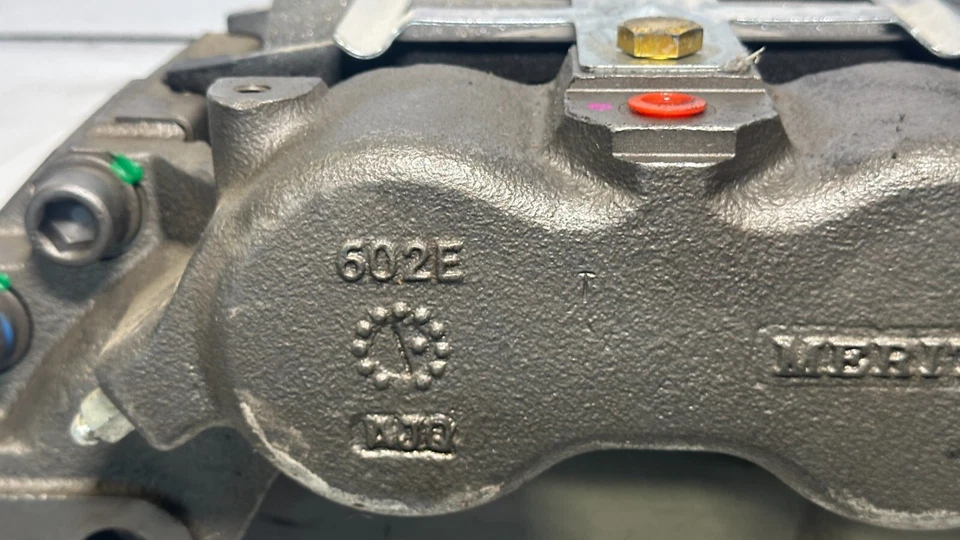 Pinça de freio Meritor Rockwell Assy Quadraulic 60450473001 4 pistões 64MM 602E - Imagem 3 de 4