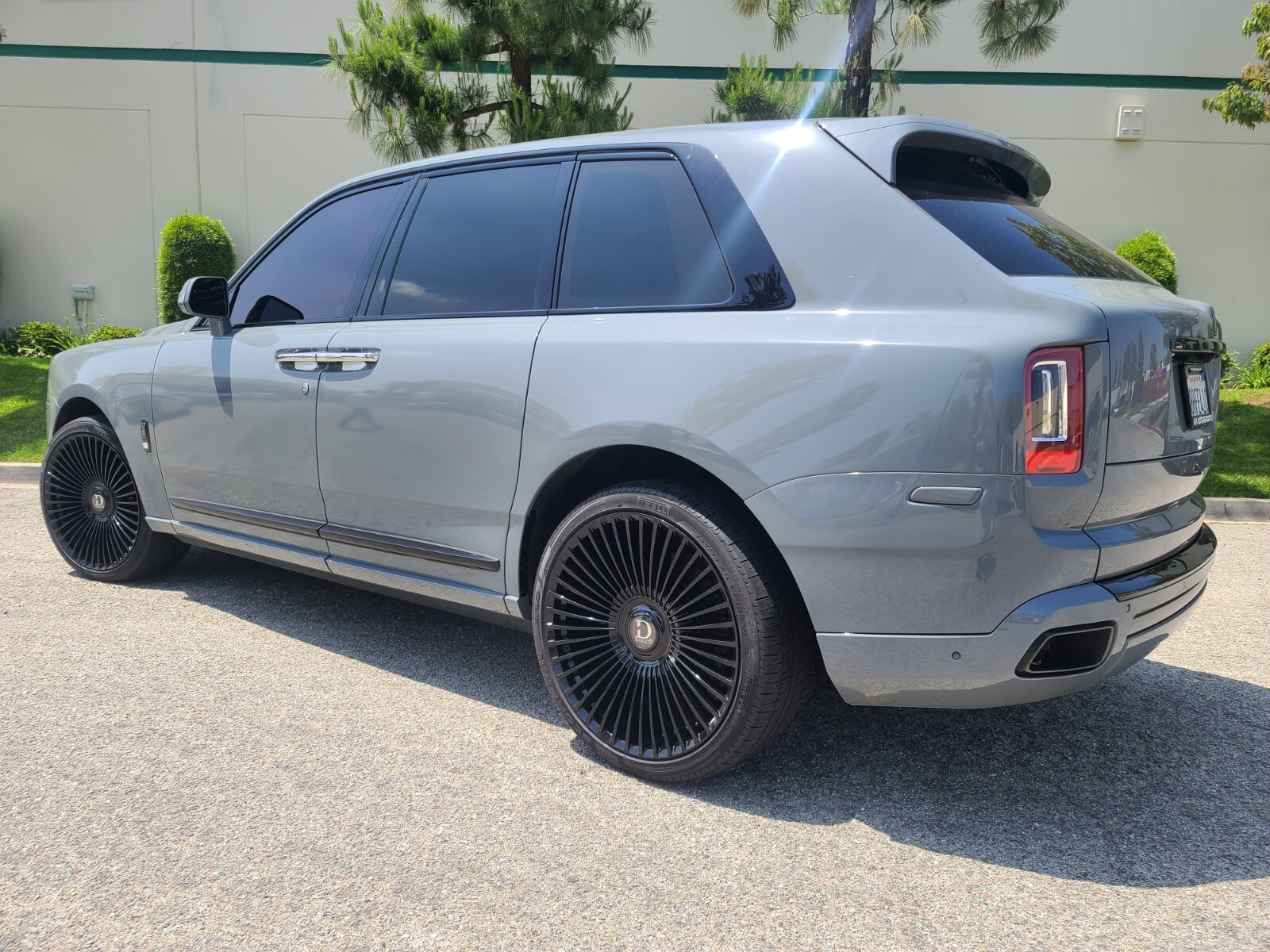22 BLACK STAGGEREDOLCE TRENTO FOR ROLLS ROYCE GHOST WRAITH DAWN RR FLOATER CAPS
