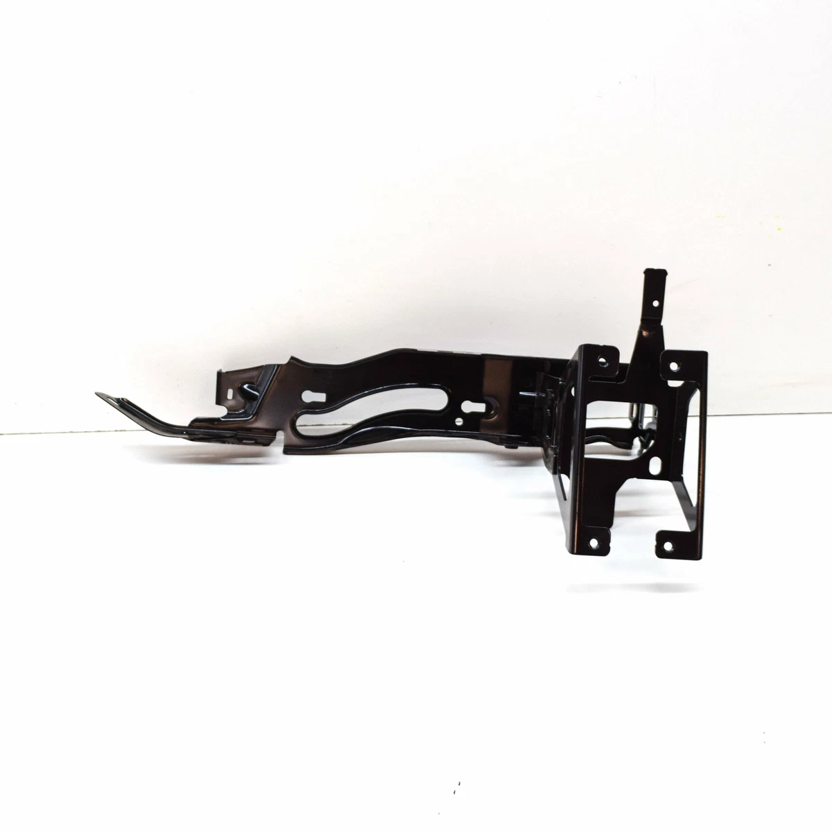 NEW BMW 4 F82 M4 3.0 PETROL RADIATOR LEFT SIDE BRACKET 51648055669 