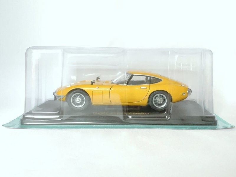 Hachette 1/24 Vol.204 トヨタ 2000GT 黄 カスタム改 Toyota 2000GT (1967) 1/24 Diecast Model - Hachette Japanese Cars