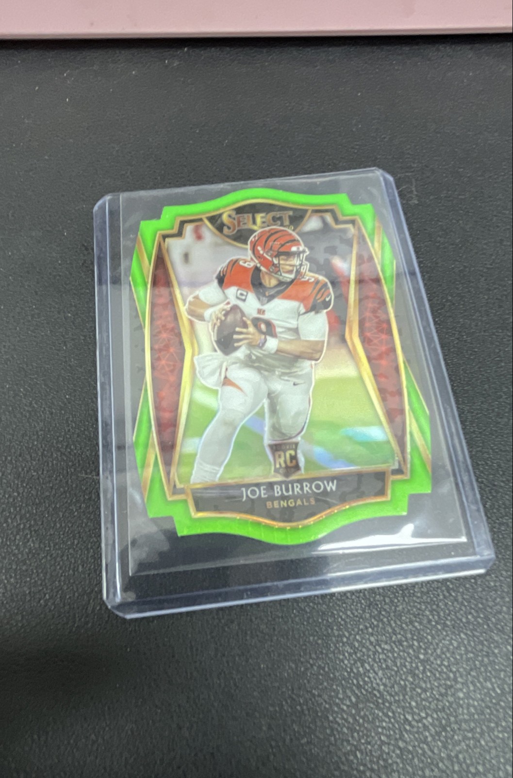 2020 Panini Select - Premier Level Joe Burrow #146 Neon Green Prizm Die-Cut (RC)