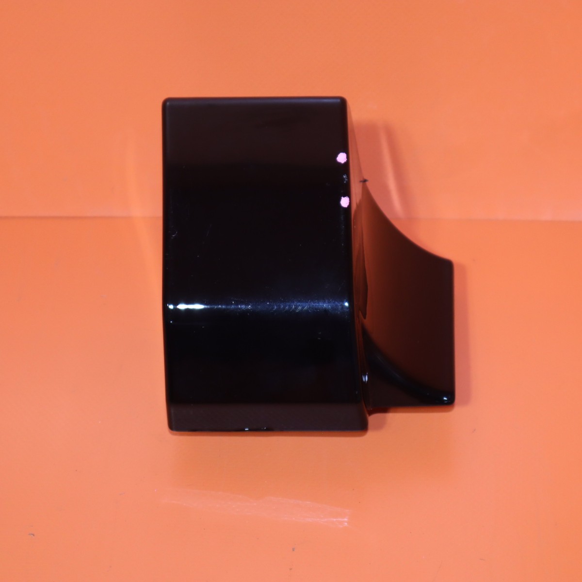Rolls-Royce Cullinan 2025-2026 Rear Right Rocker panel trim P/N 51777452194