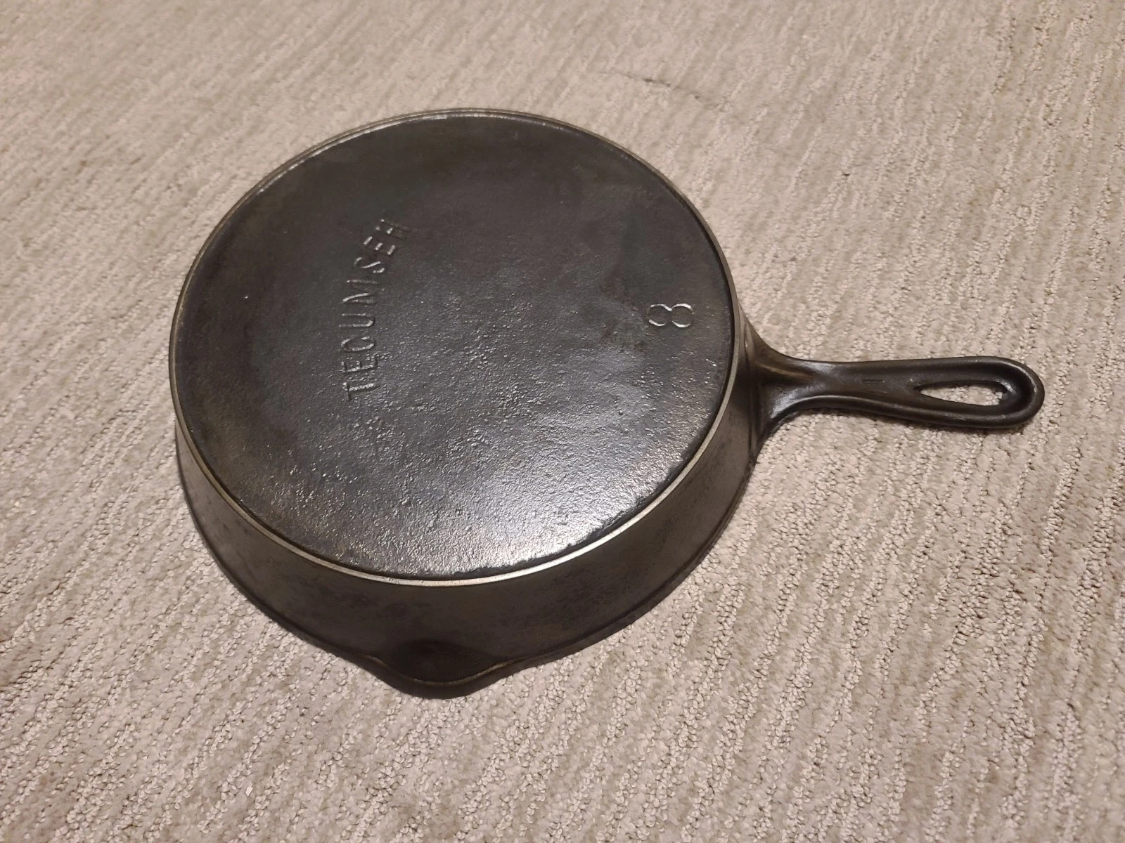Antique/rare Tecumseh Cast Iron Skillet #8, seasoned and ready to cook
Opens in a new window or tab