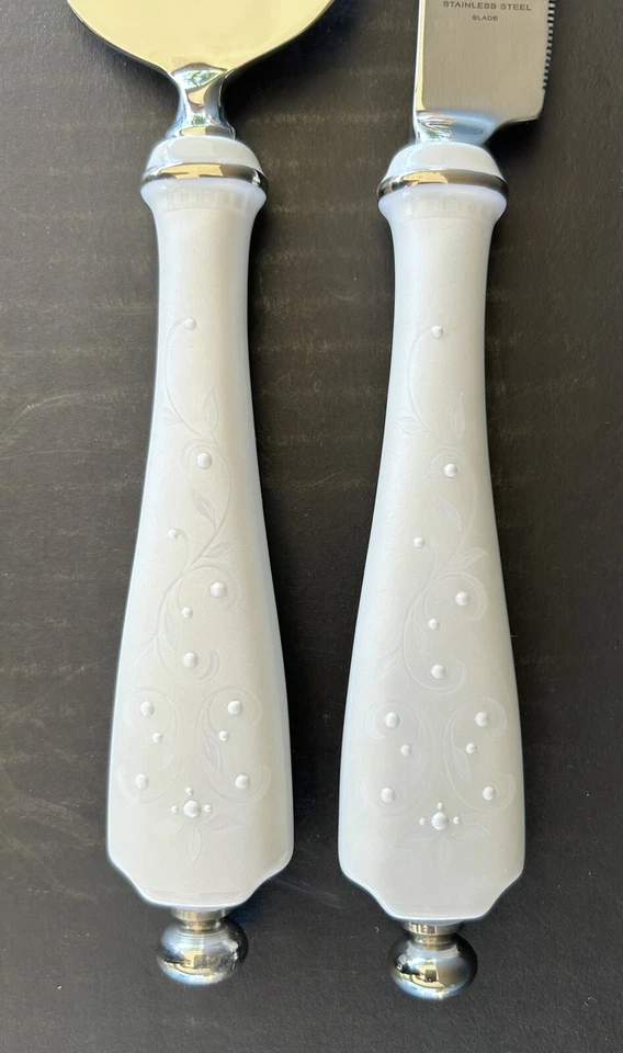 Juego de servidor de pastel Lenox Opal Innocence porcelana de hueso fino Foto 2 de 4