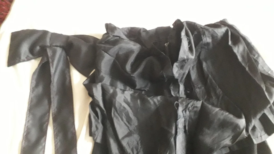 Handmade Ladies Ex Theatre Victorian Black Walking Skirt - Size S/M With x2 Bows - Image 2 of 4