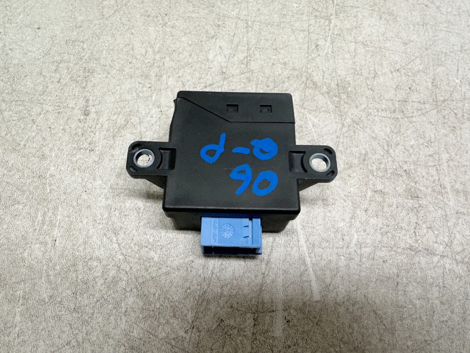 H410112 2003-12 Maserati Quattroporte M139 POWER STEERING CONTROL MODULE 211697