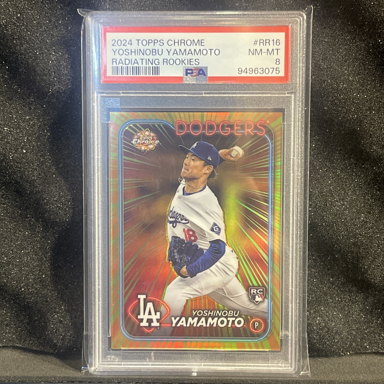 2024 Topps Chrome Yoshinobu Yamamoto Radiating Rookies SSP RC POP 1 !!