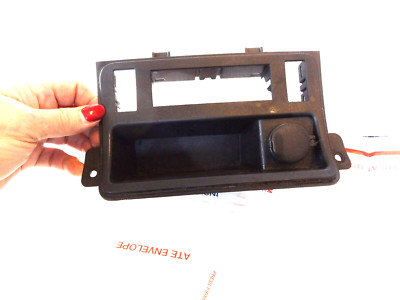 09-12 Chevrolet Traverse Heated Seat Switch & Power Outlet w/ Cubby OEM 25875989