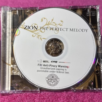 PROMISED MELODIES サイン入り CD The Perfect Melody * by Zion (Zion & Lennox) (Universal Music