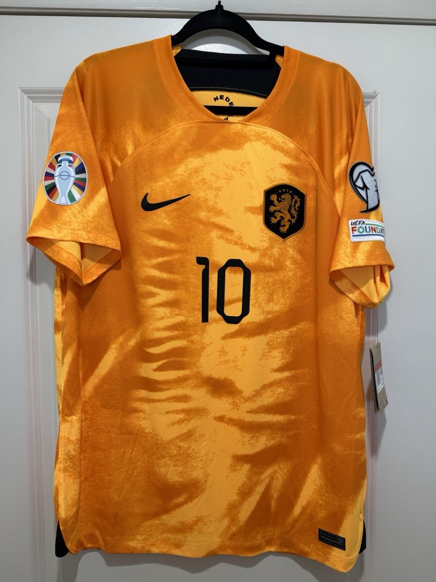 Memphis Depay #10 Mens LARGE Nike Netherlands Euro Qualifiers Home