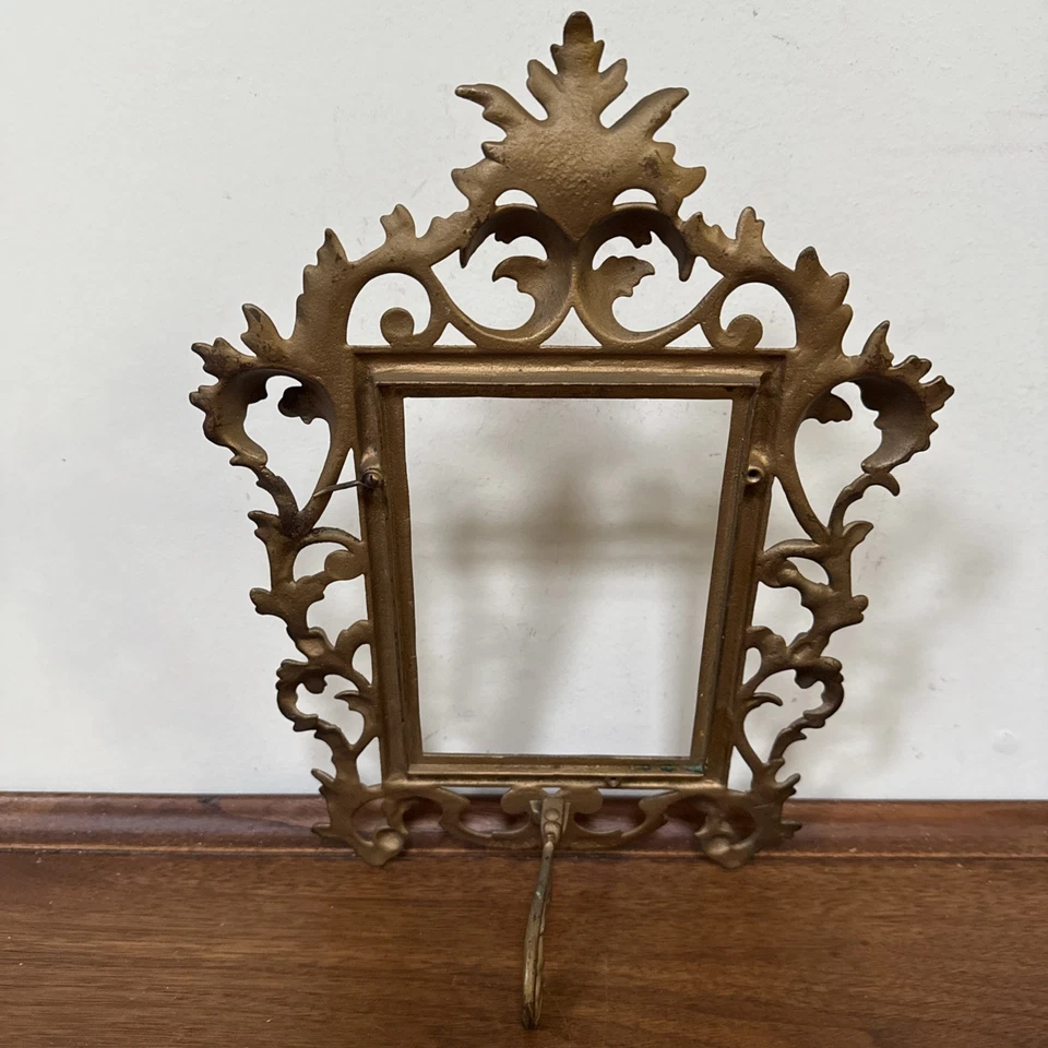 Caballete para marco de fotos AQ victoriano acabado de hierro fundido tono dorado para foto 6”x4” Foto 4 de 4