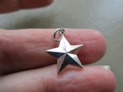 CUTE VINTAGE SILVER TONE LUCKY STAR FOB CHARM PENDANT BRACELET NECKLACE OLD UK