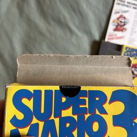 Super Mario Bros. 3 (Nintendo NES, 1990) With Box, Game, Foam Insert ,manual