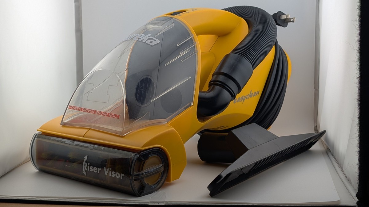 Eureka Easy Clean Lightweight Handheld Vacuum Cleaner Model 71