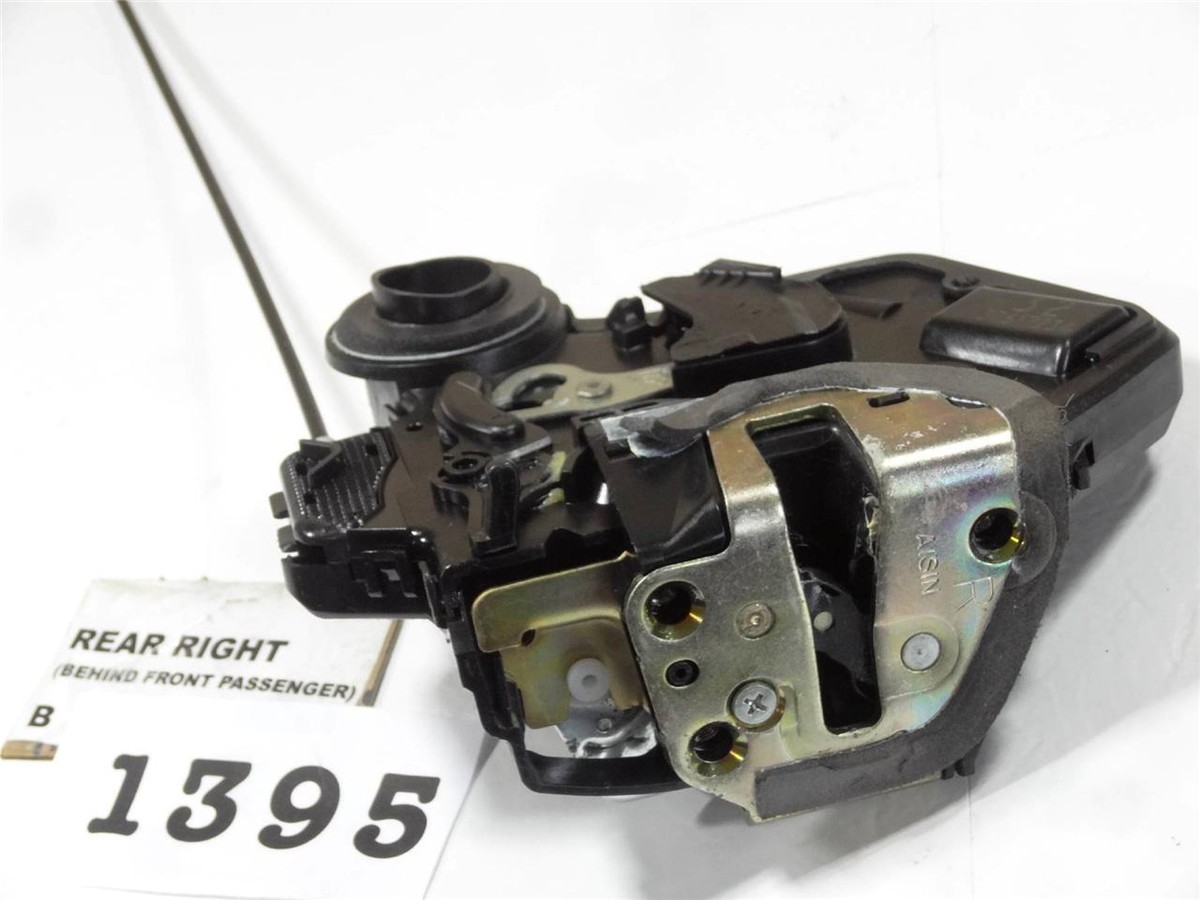2003-2007 TOYOTA COROLLA 4DR REAR RIGHT PASSENGER DOOR LOCK LATCH