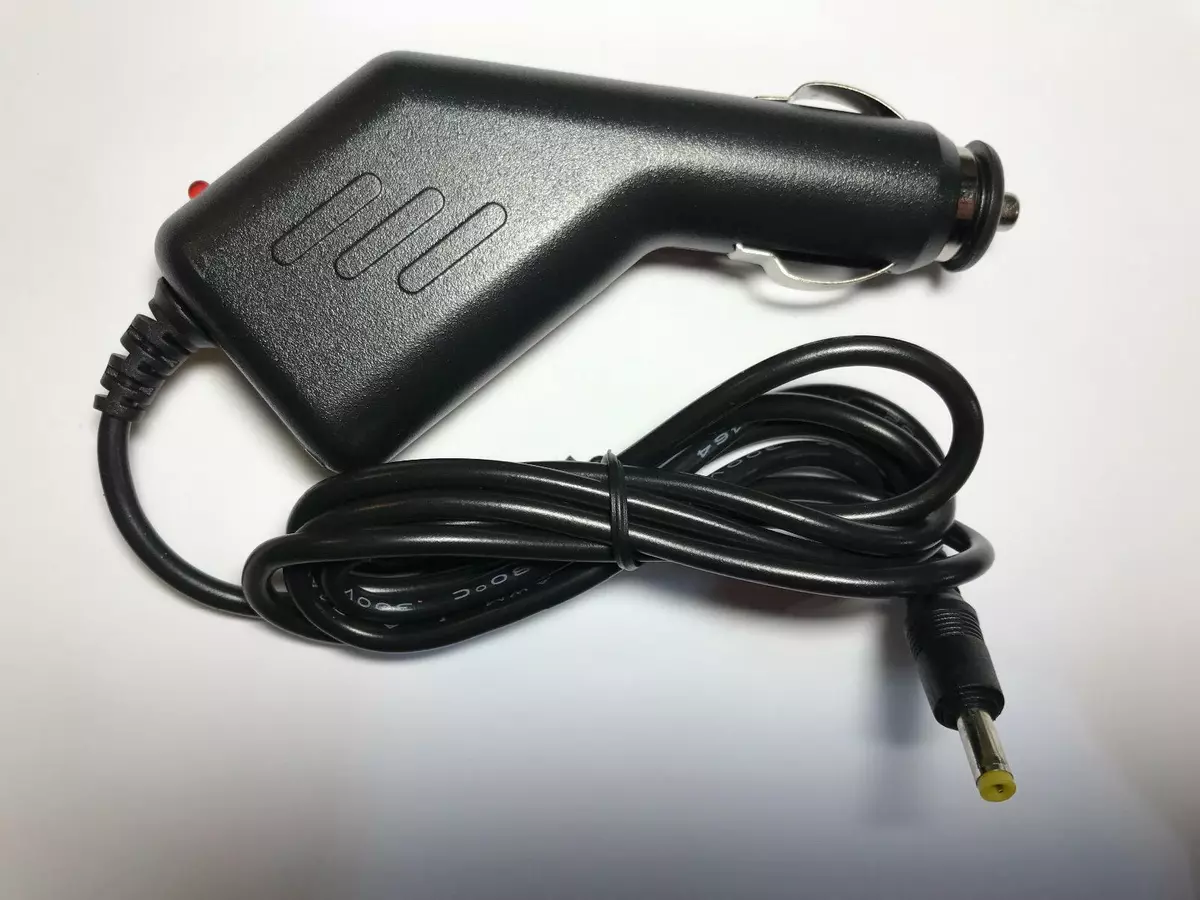 Tesco DAB111 DAB Radio 12V 9V Incar Car Charger Power Supply