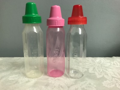 Vtg Evenflo Gerber Baby Bottles Pink Clear Plastic Bottle Ounces Caps  Red