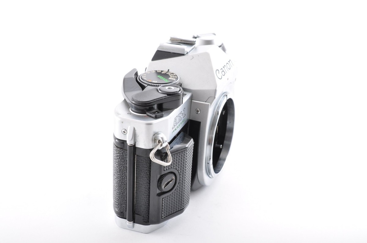 稼働品・美品】 キヤノン Canon AE-1 ＋ FD 35-70mm 1:4 Canon AE-1 Program Silver / Lens New FD 35-70mm f/4