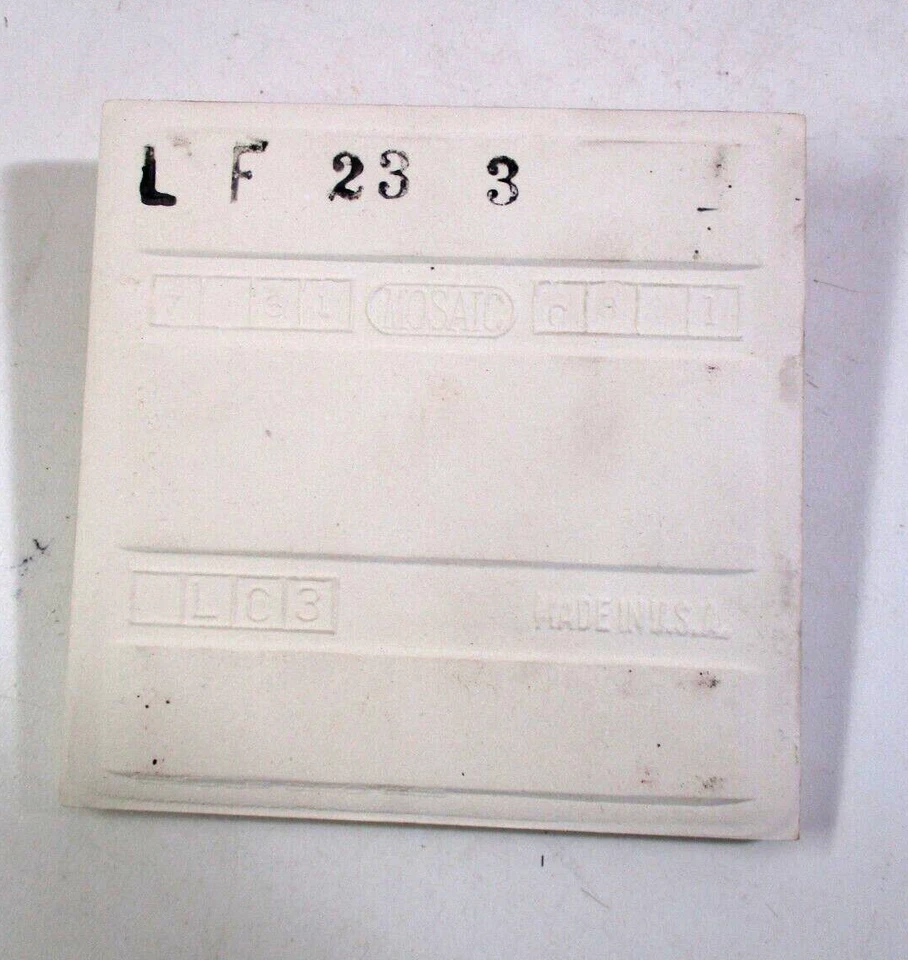 1 Azulejo Mosaico EE. UU. 4-3/8" Brillo Crema Blanco Cerámica Pared Años 50 Retro De Colección Foto 2 de 4