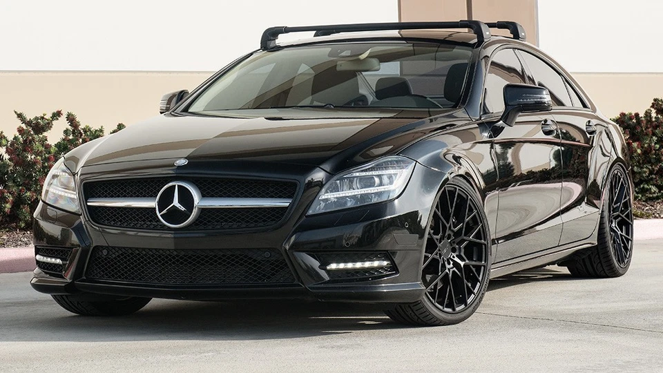 18x8.5" TSW Wheels Sebring Matte Black Rims (A01) Foto 3 de 4