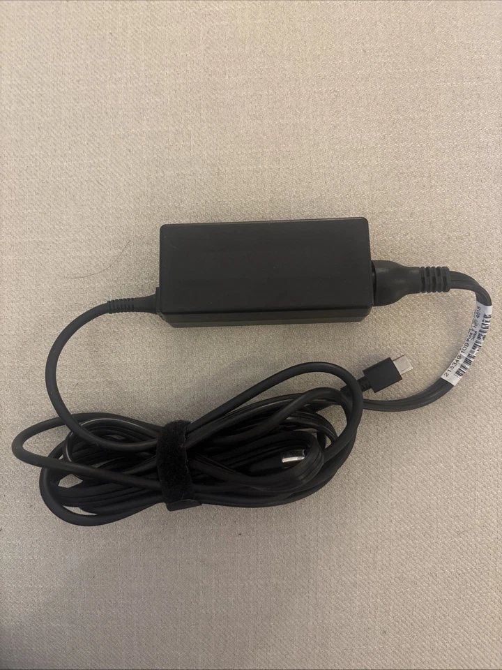 HP 45W USB C Charger Power Adapter - Image 2 of 4