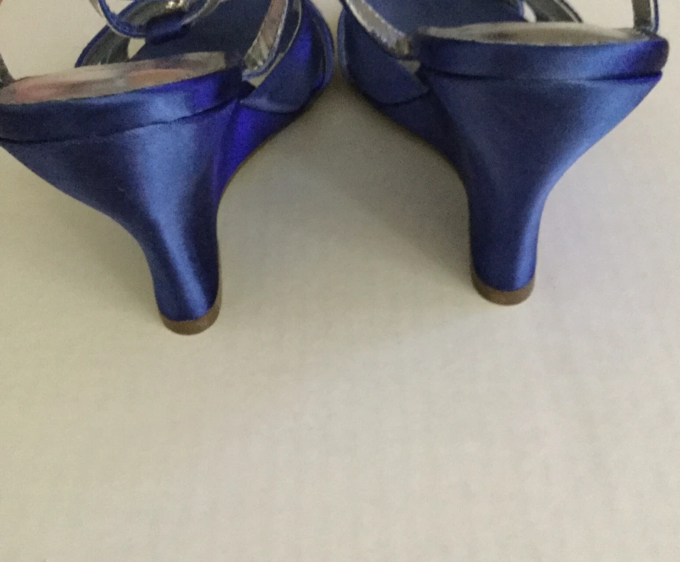 MICHAEL ANGELO ESTRÁS AZUL SATINADO CUÑA PUNTA ABIERTA FORMAL TALLA 7 NUEVO SIN CAJA Foto 4 de 4
