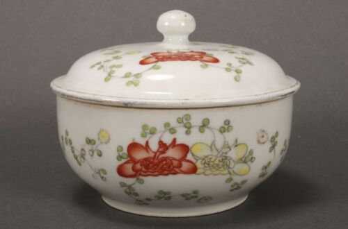 Chinese Porcelain Bowl With Cover - Picture 1 of 4