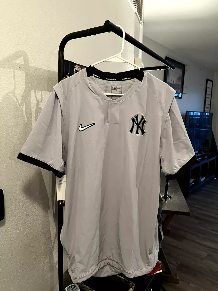 yankees batting practice pullover