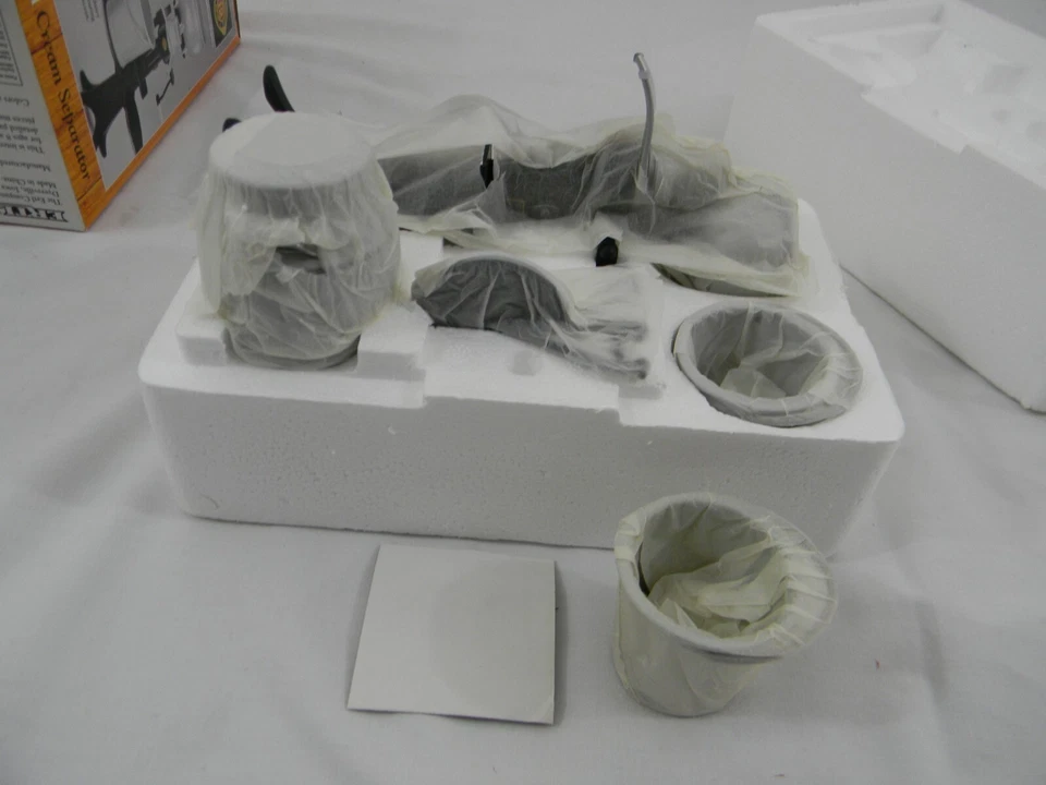 Ertl 1/7 Scale Diecast DeLaval Model 12 Cream Separator Farm Toy #4594 NIB - Image 4 of 4