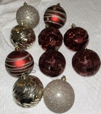 10 Shatterproof Multicolor Design Christmas Balls Ornaments