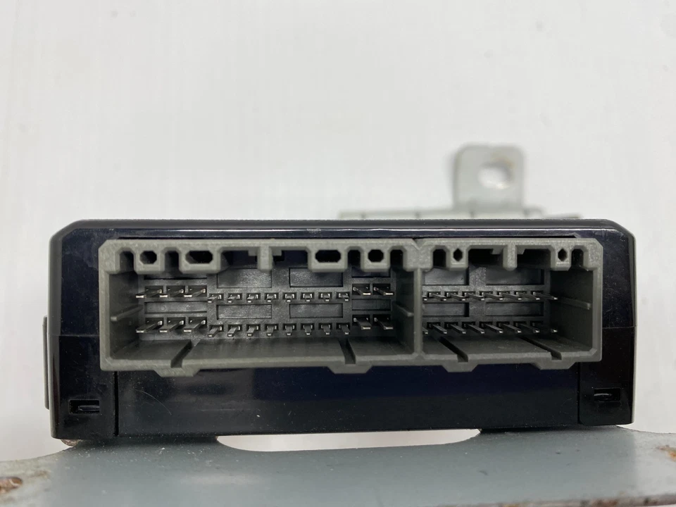 Módulo de control de encendido sin llave Hyundai Gensis 2011-2012 cupé - OEM 95480-2M111 Foto 4 de 4