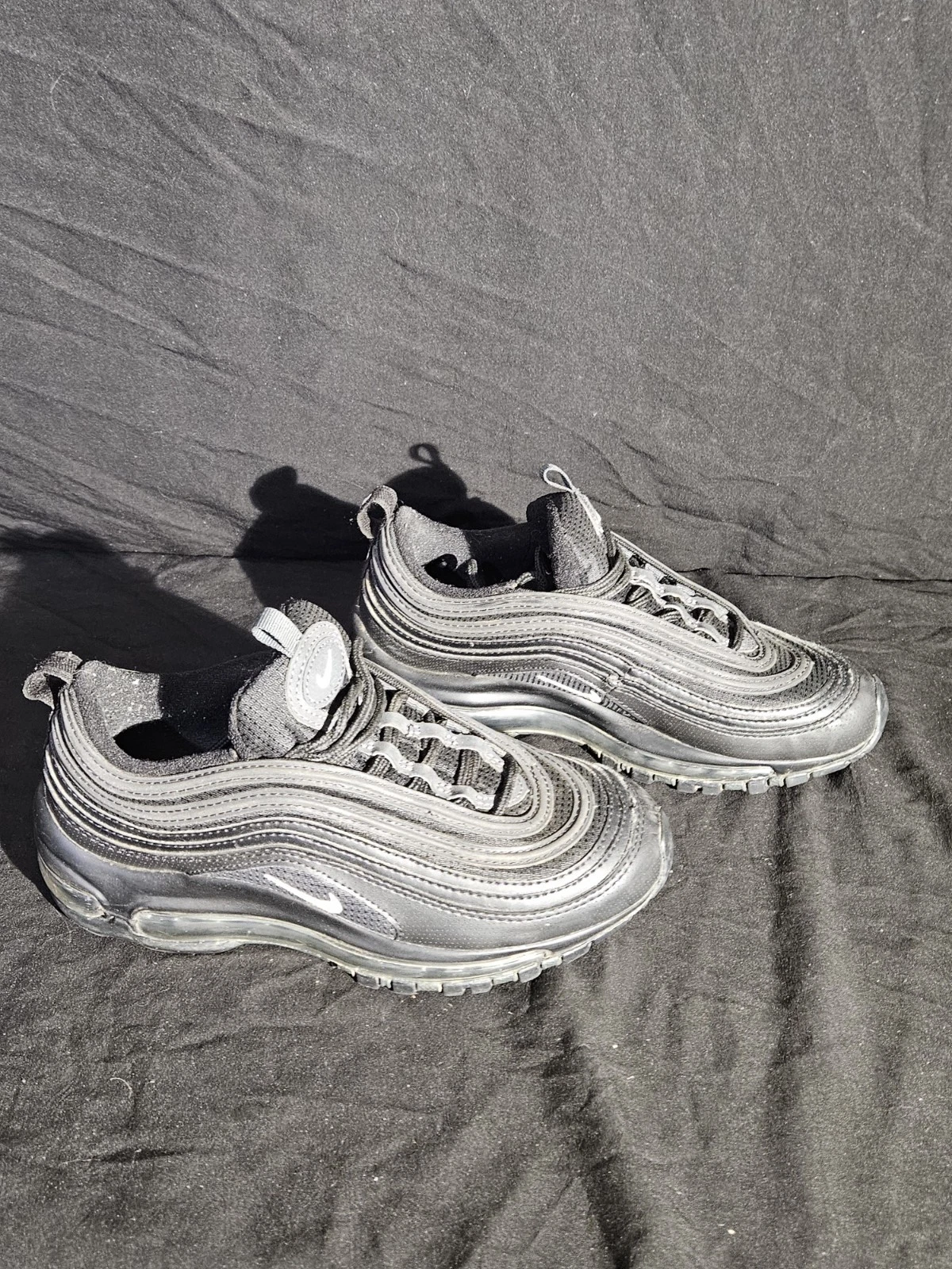 NIKE AIR MAX 97 HÉMATITE MÉTALLISÉE TAILLE 4 ANS SUPRÊME JORDAN DUNK KOBE LV