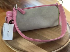 *NWT* Adorable Tommy Hilfiger canvas beach tote barrel bag.