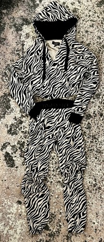Victoria’s Secret Zebra Print Hooded Sweatshirt Size M - Picture 5 of 7