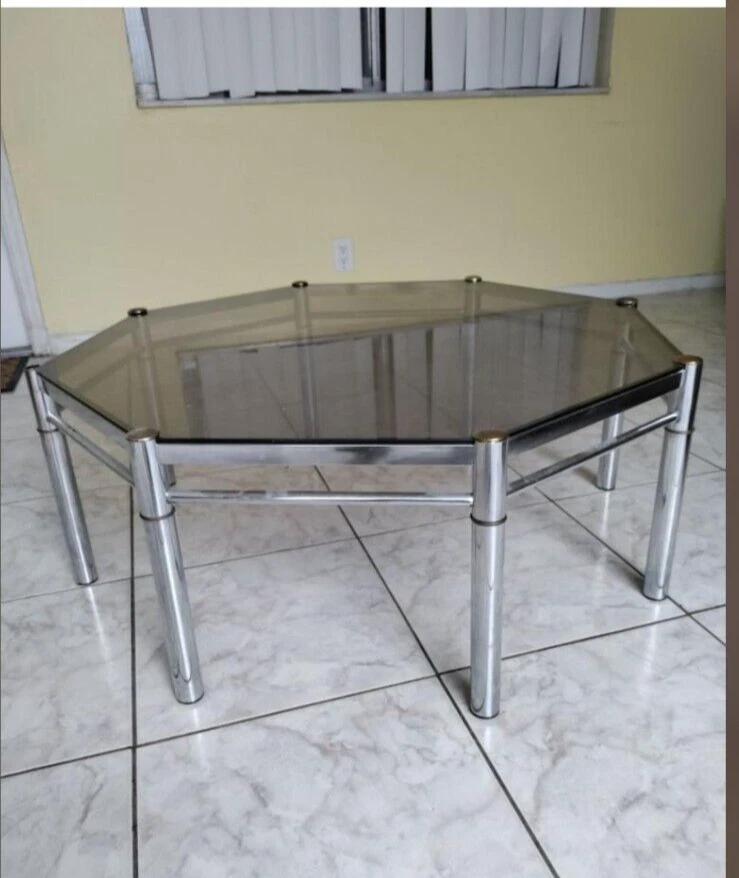 Винтажный восьмиугольный коктейльный стол Hollywood Regency из копченого стекла и хрома - Изображение 2 из 3