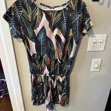 Romper with Elastic Waist and Back Keyhole Opening Palm Print Size Small