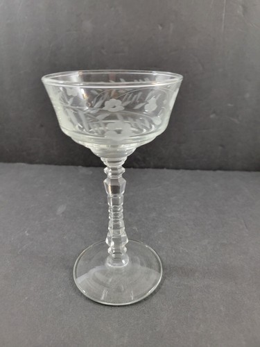 Rock Sharpe Halifax Champagne Tall Sherbet Cocktail Glass 6 1/8" - Picture 3 of 9