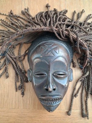 CHOKWE MASKE HANDGEFERTIGTE HOLZSCHNITZEREI AUS AFRIKA