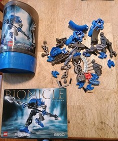 LEGO BIONICLE: Rahkshi Guurahk (8590) Complete With Instructions In Canister